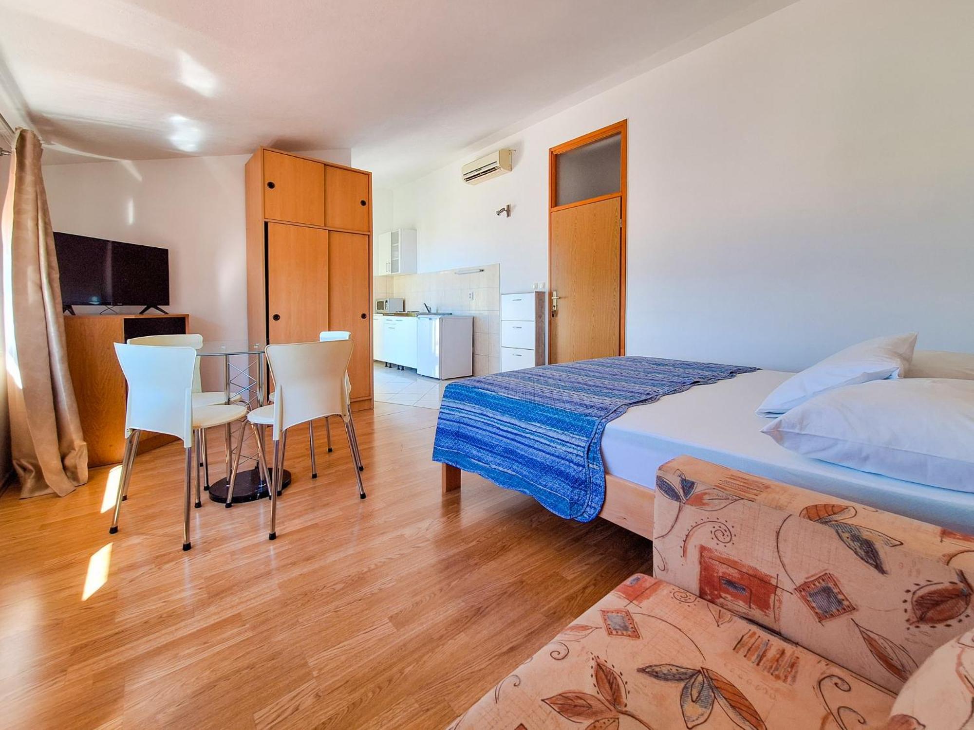 Apartments Maria Дуче Екстер'єр фото